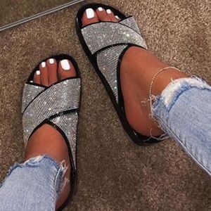 Cross cross bling bling slides www.shopday3.net